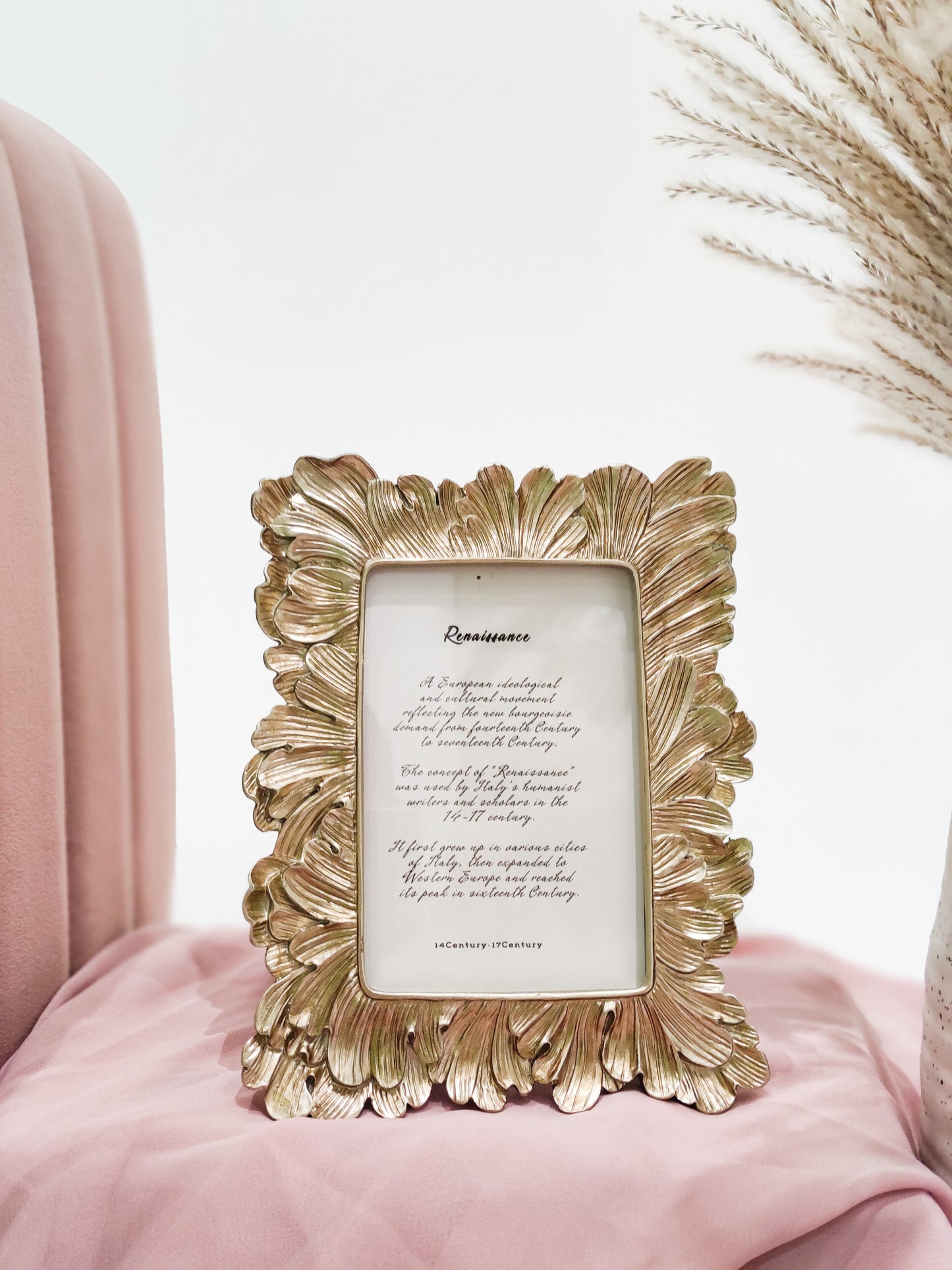 ADDLEY Gold Feather Frame